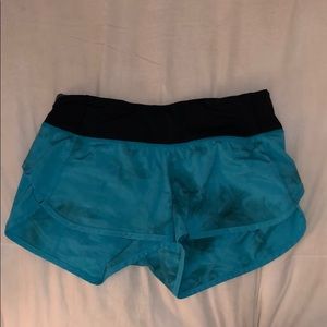 RARE pattern lululemon shorts
